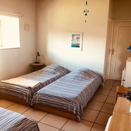 Guest house Le Champ 4*